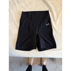 Sleek Black Bike Shorts for Women